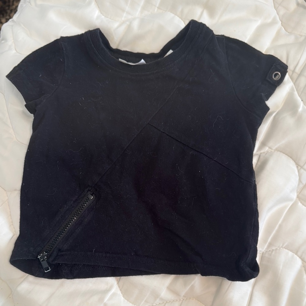 Kardashian Kids Black T-Shirt with Zipper Detail 6 - 9 month tee